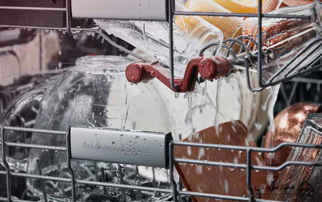 دلایل خشک نشدن ظروف در ماشین ظرفشویی بوش